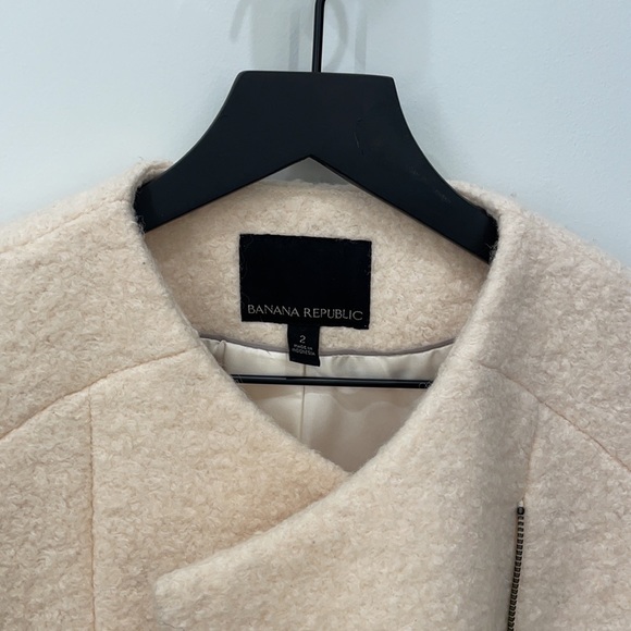 Wool jacket (Like New) - Picture 5 of 5